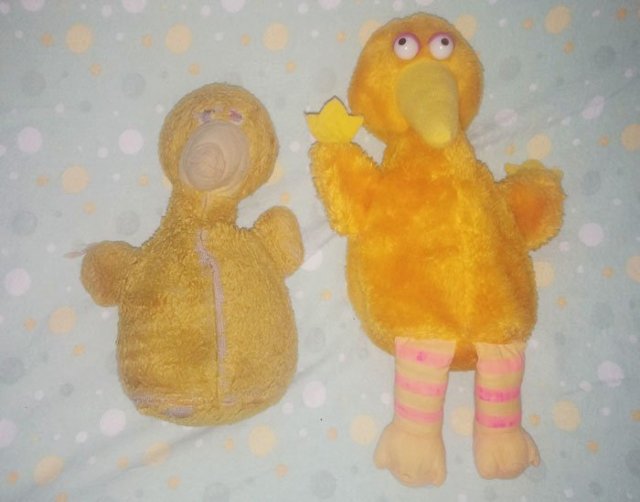 30 років тому мама купила дві однакові іграшки, і ось що з ними сталося (фото)