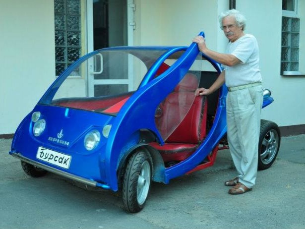 Киянин виробляє власні автівки по 18 тис. грн. (фото)