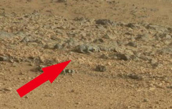 11 загадкових об'єктів, помічених на Марсі (фото)