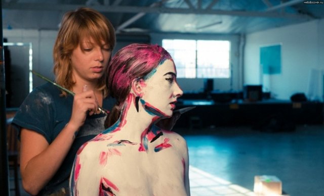 Американська художниця перетворює живих людей на малюнки (фото)