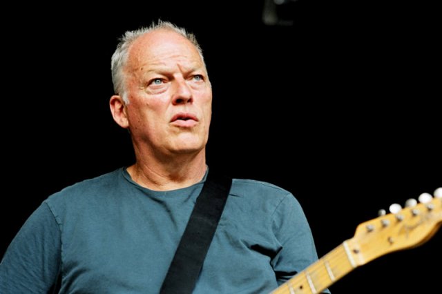 Девід Гілмор (Pink Floyd) презентує пісню, присвячену Небесній сотні