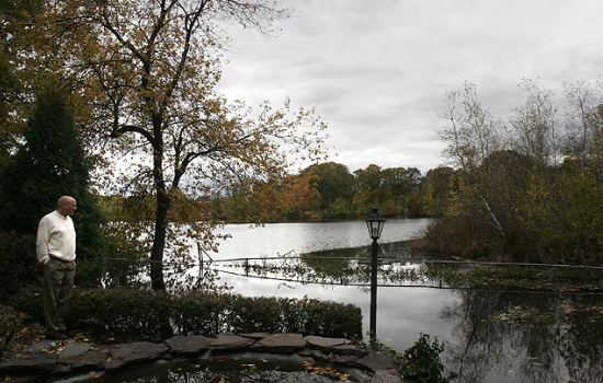 Плаваючий острів в озері Island Pond