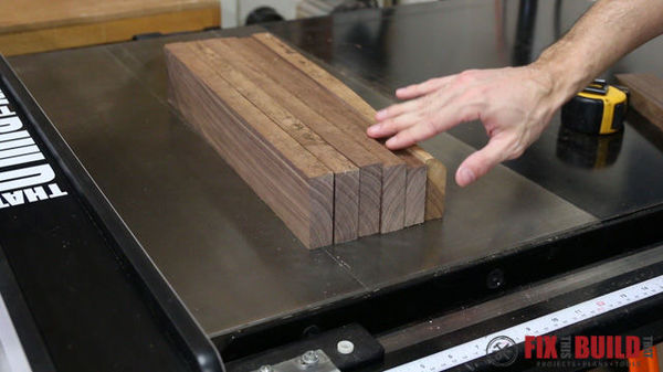 Дошка для кухні з обрізків деревини (фото)