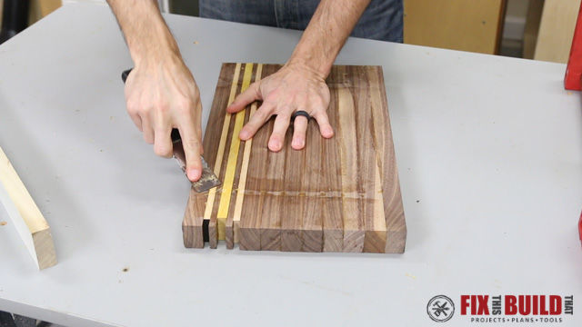 Дошка для кухні з обрізків деревини (фото)