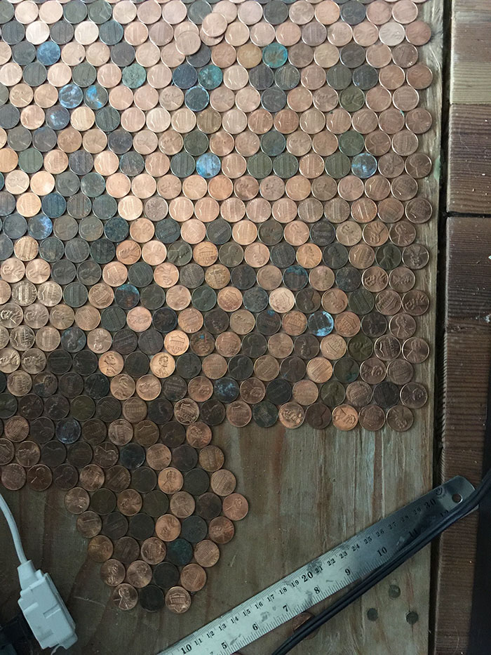 Оригінальна візерунчаста підлога з монет своїми руками (фото)