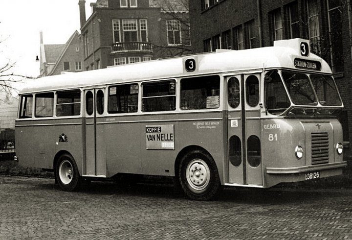 Daf Domburg - автобус з висувним двигуном (фото)