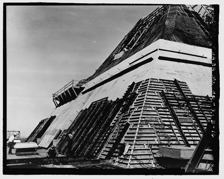 Піраміда Стенлі: апофеоз Холодної війни (фото)