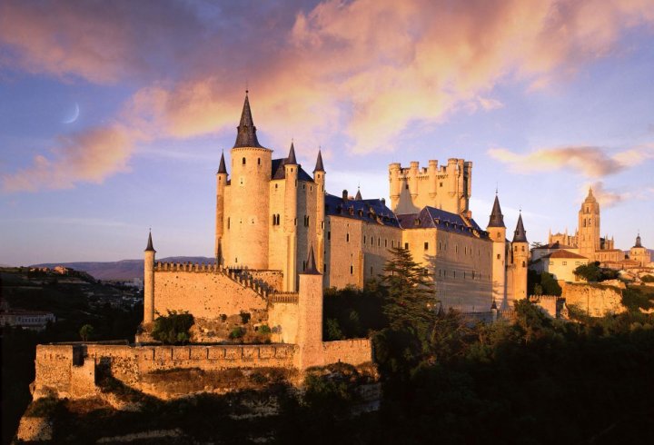 10 найкращих замків Європи за версією National Geographic (фото)