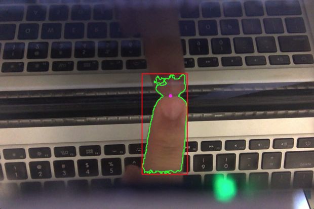 Дзеркало і дверна петля зробили екран ноутбука сенсорним