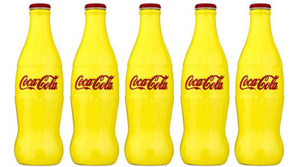 Незвичайні пляшки та банки Coca-Cola