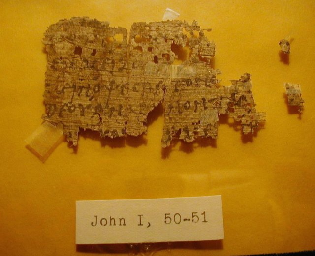 Стародавній християнський манускрипт виставили на eBay