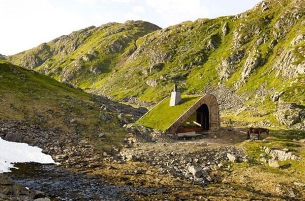 Сучасний будиночок на природі в Норвегії (фото)