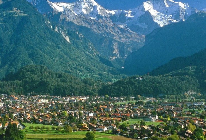 Як у Швейцарії вирішили проблему зі сміттям?