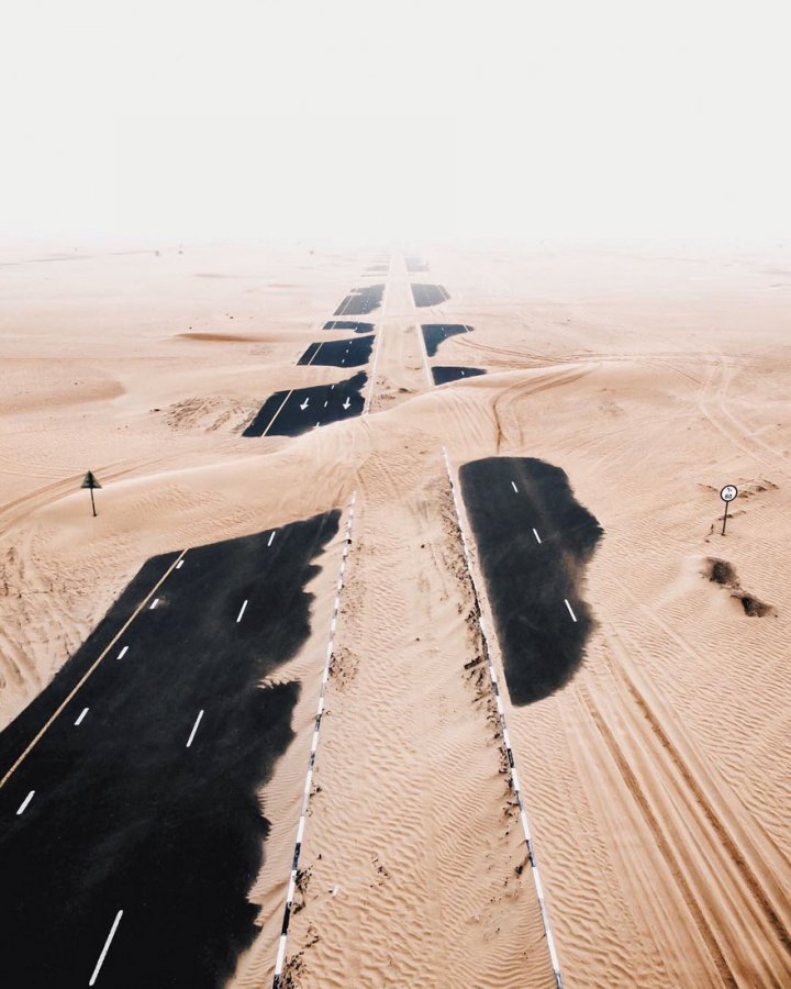 Пустеля відвойовує своє в ОАЕ (фото)