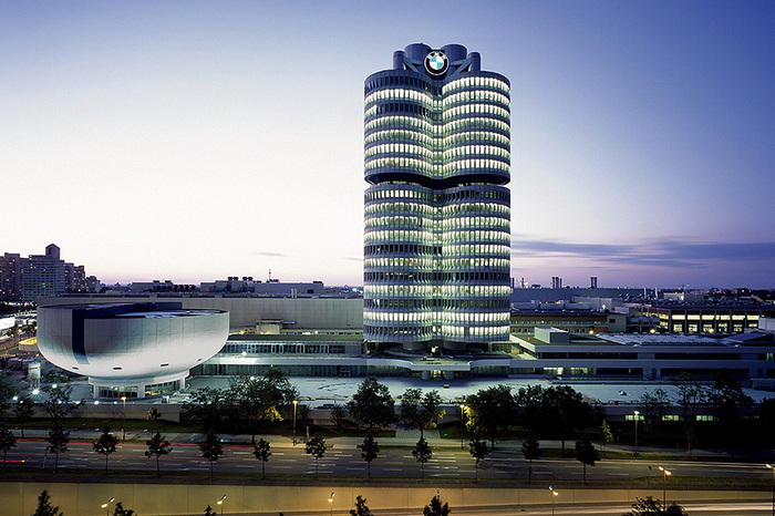 Як виглядають штаб-квартири найвідоміших автомобільних компаній (фото)