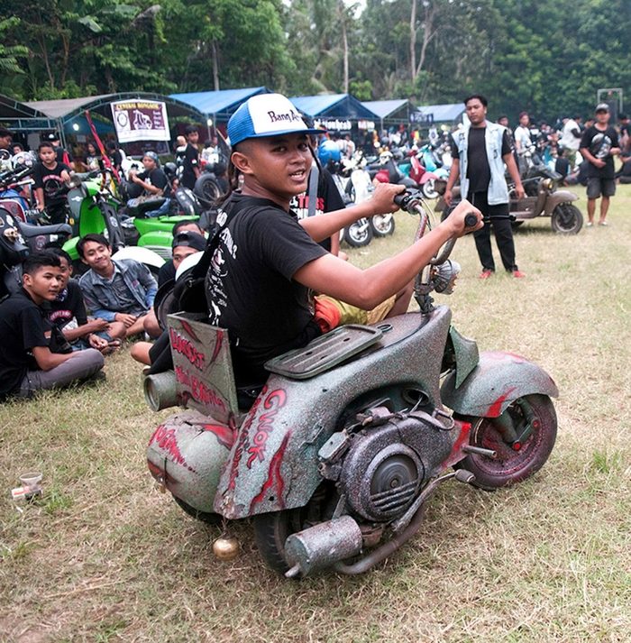 Індонезійські Веспи - найбожевільніші мотоцикли в світі (фото)