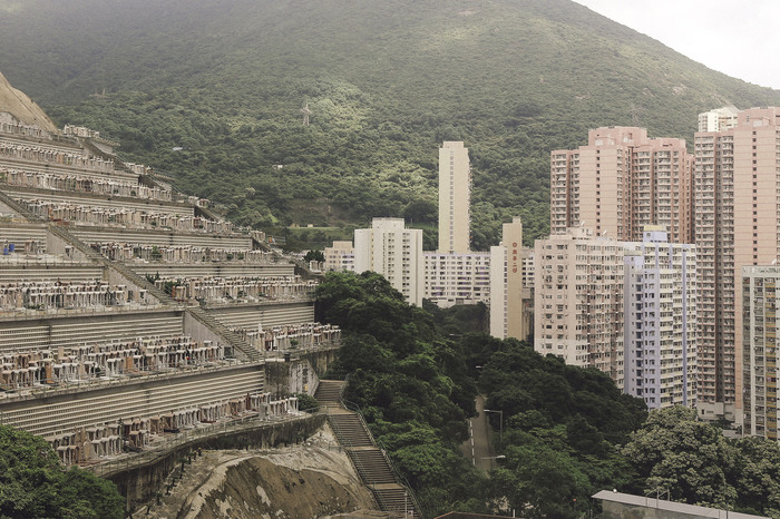 Вертикальні кладовища Гонконгу (фото)