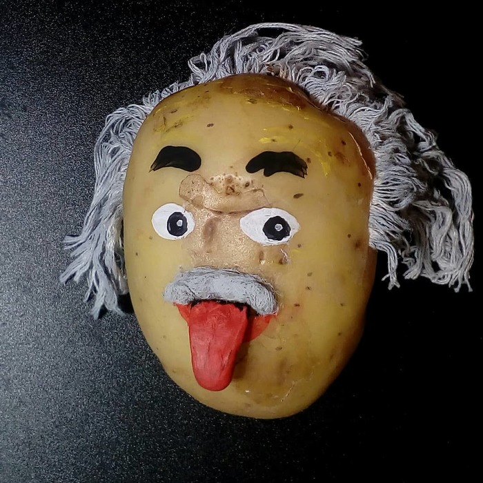 Вчитель з Мінська відтворює портрети знаменитостей, картини і персонажів кіно з картоплі (фото)