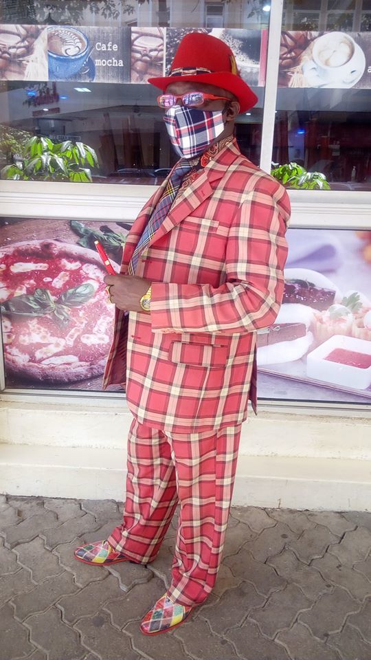 Неймовірно стильний чоловік з Африки (фото)