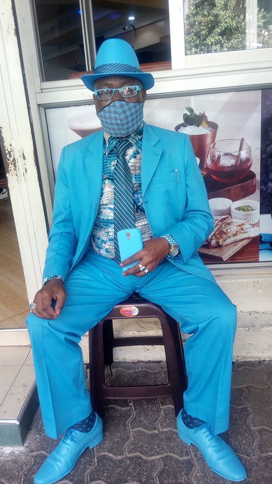 Неймовірно стильний чоловік з Африки (фото)