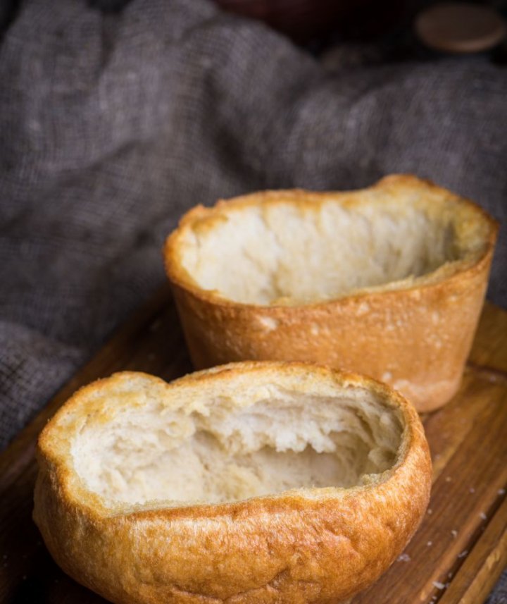 Картопляна зупа в хлібі (рецепт)