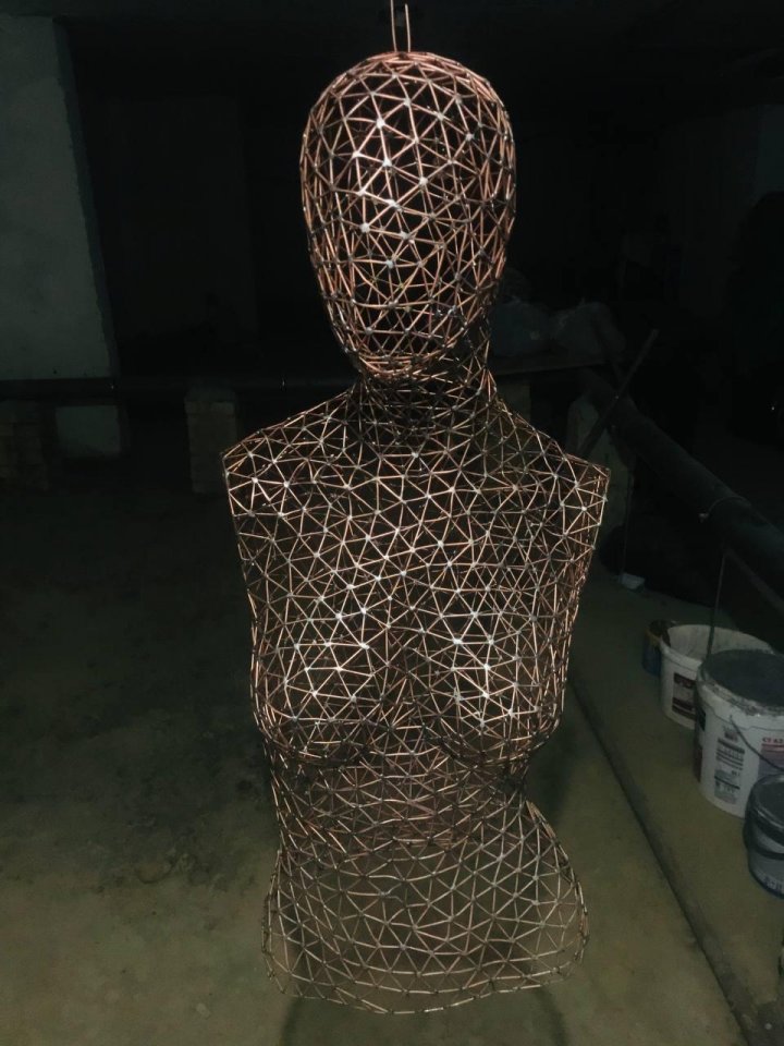 Полігональна скульптура з дроту і олова своїми руками (фото)