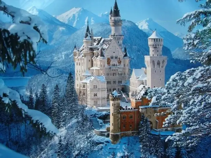 15 середньовічних замків і будівель, дивлячись на які ніби потрапляєш у казку (фото)